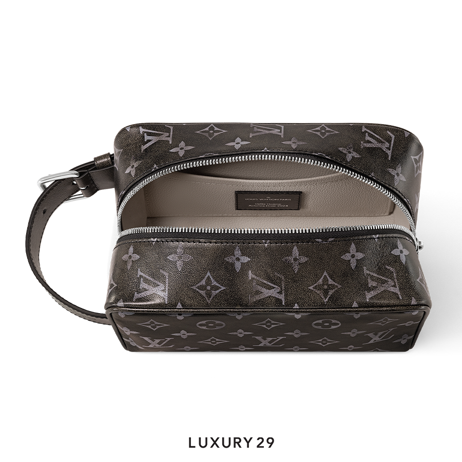 希少♪【LOUIS VUITTON】Locker Dopp Kit Monogram Surfin' Sand Locker Dopp Kit Monogram - Men - Travel | LOUIS VUITTON ®
